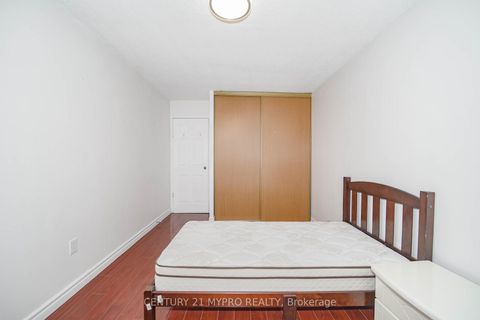 Photo 19 at 1708 - 100 Echo Point, L'Amoreaux, Toronto