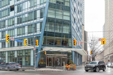 Photo 2 at 2802 - 8 The Esplanade Street, Waterfront Communities C8, Toronto