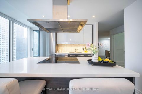 Photo 10 at 2802 - 8 The Esplanade Street, Waterfront Communities C8, Toronto