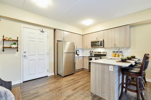 Photo 6 at 201 - 290 Liberty Street N, Bowmanville, Clarington