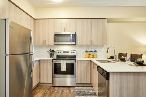 Photo 9 at 201 - 290 Liberty Street N, Bowmanville, Clarington