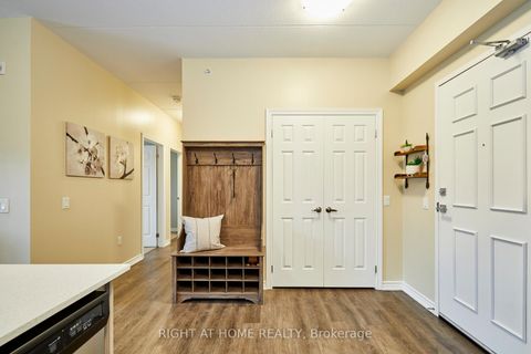 Photo 11 at 201 - 290 Liberty Street N, Bowmanville, Clarington