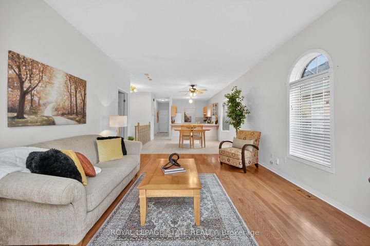 Photo 18 at 33 - 213 Nash Road S, Greenford, Hamilton