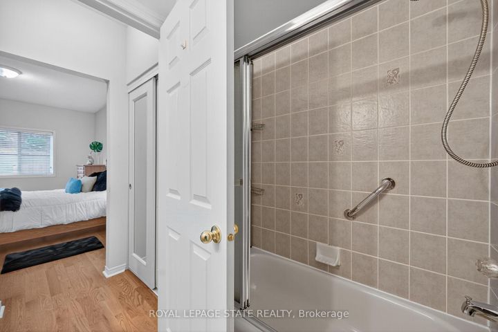 Photo 24 at 33 - 213 Nash Road S, Greenford, Hamilton