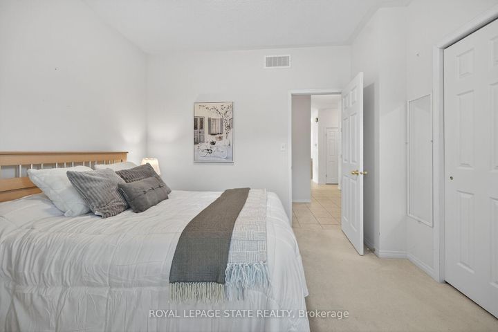 Photo 26 at 33 - 213 Nash Road S, Greenford, Hamilton