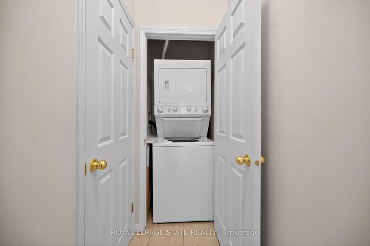 Photo 28 at 33 - 213 Nash Road S, Greenford, Hamilton