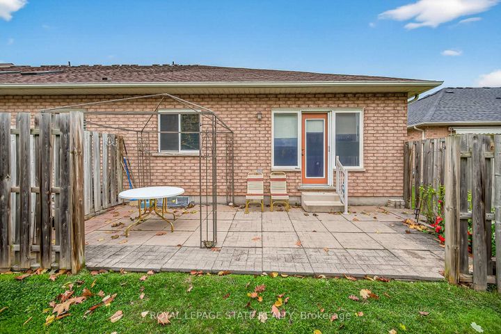 Photo 35 at 33 - 213 Nash Road S, Greenford, Hamilton