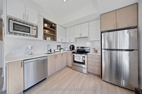 Photo 13 at 206 - 155 Downsview Park Boulevard, CFB, Toronto