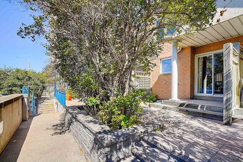 Photo 3 at 177 - 121 Omni Drive, Bendale, Toronto