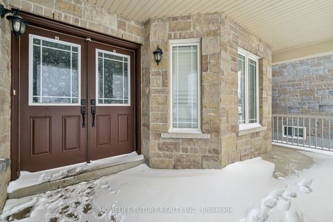 Photo 1 at 1399 Lormel Gate Avenue, Lefroy, Innisfil
