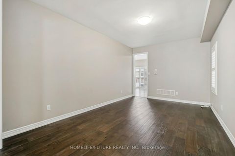 Photo 5 at 1399 Lormel Gate Avenue, Lefroy, Innisfil