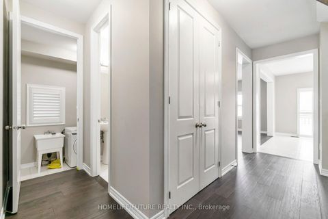 Photo 7 at 1399 Lormel Gate Avenue, Lefroy, Innisfil