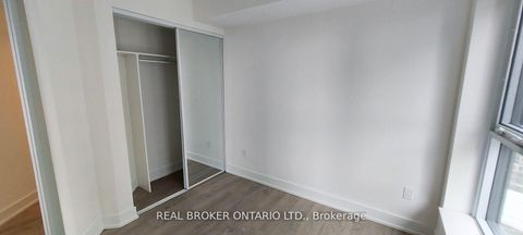 Photo 11 at 2 - 7 Mabelle Avenue, City Centre West, Toronto