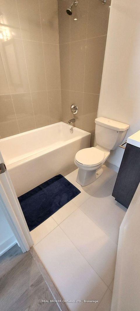 Photo 12 at 2 - 7 Mabelle Avenue, City Centre West, Toronto