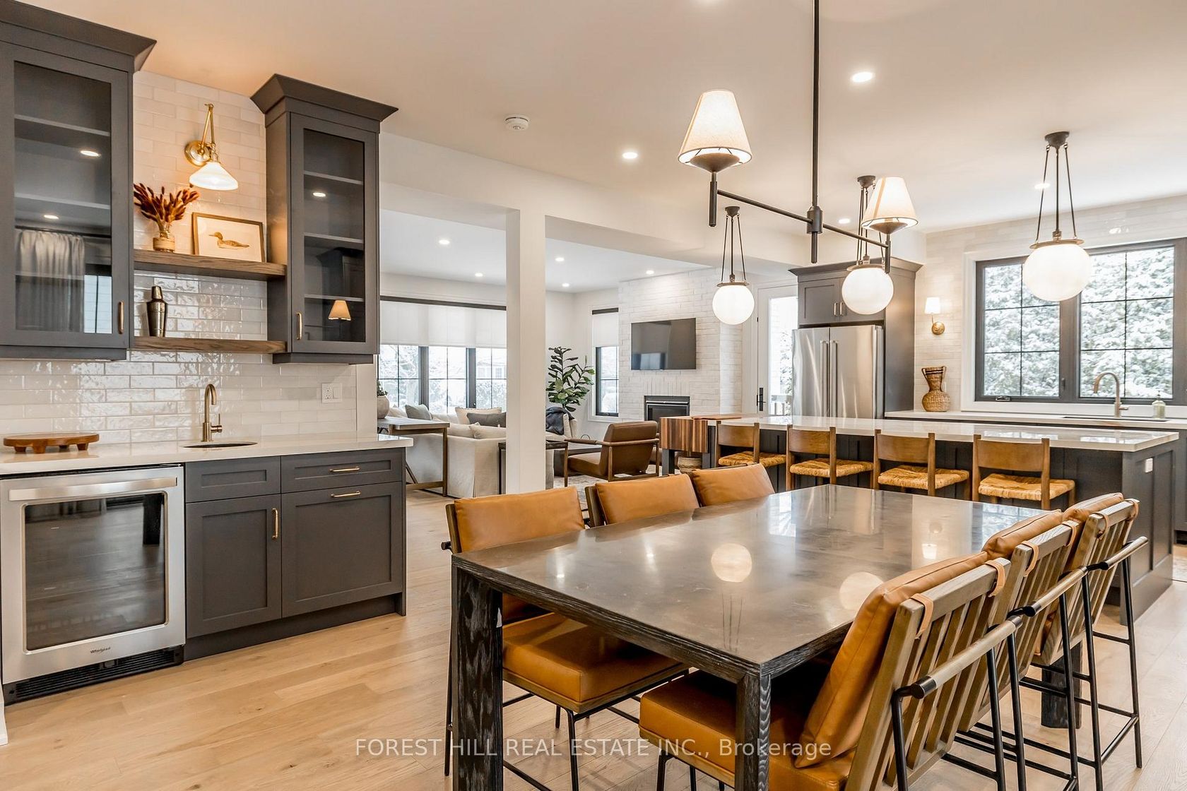 271 Codrington Street, Codrington, Barrie photo number 2