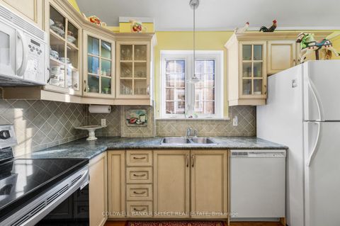 Photo 9 at 125 Fourth Street, New Toronto, Toronto