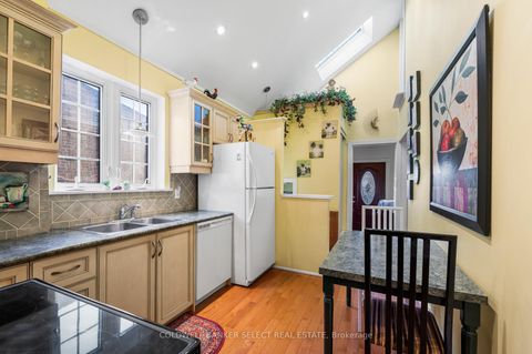 Photo 10 at 125 Fourth Street, New Toronto, Toronto