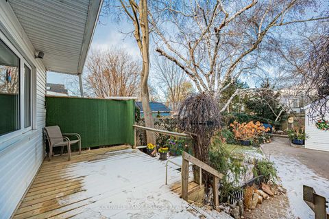 Photo 27 at 125 Fourth Street, New Toronto, Toronto