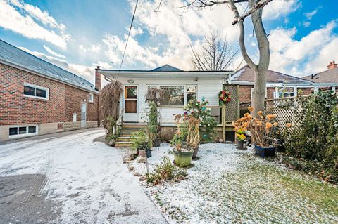 Photo 34 at 125 Fourth Street, New Toronto, Toronto