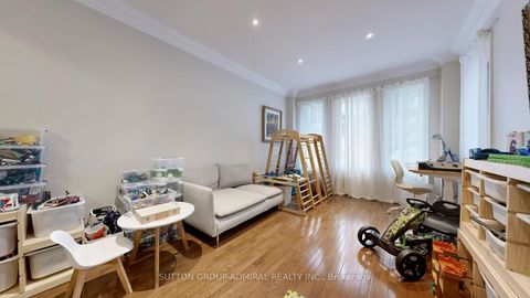 Photo 9 at 63 Seabreeze Avenue, Patterson, Vaughan