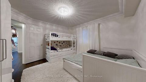 Photo 25 at 63 Seabreeze Avenue, Patterson, Vaughan