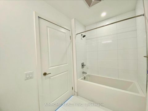 Photo 11 at 4902 - 395 Bloor Street E, North St. James Town, Toronto