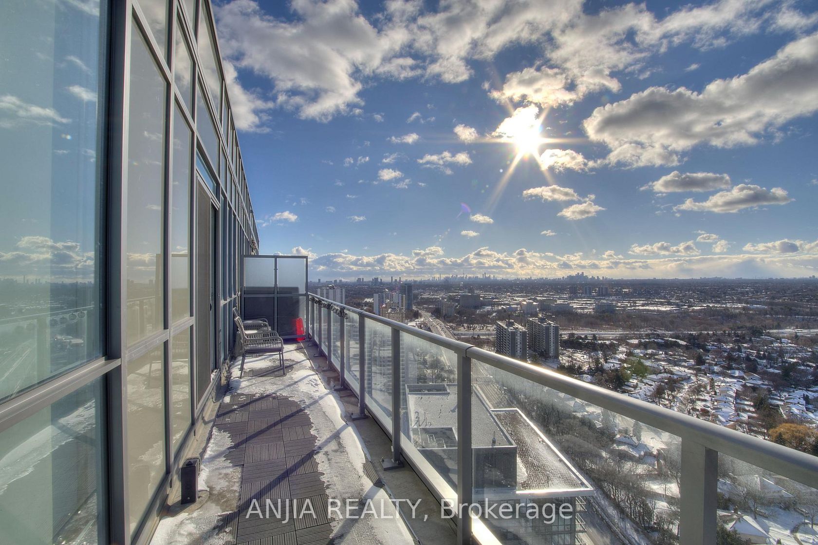 2409 - 38 Forest Manor Road, Henry Farm, Toronto 