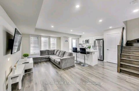 Photo 2 at 241 - 2335 Sheppard Avenue W, Pelmo Park W5, Toronto