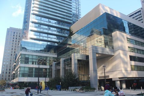 Photo 1 at 4010 - 386 Yonge Street, Bay Street Corridor, Toronto