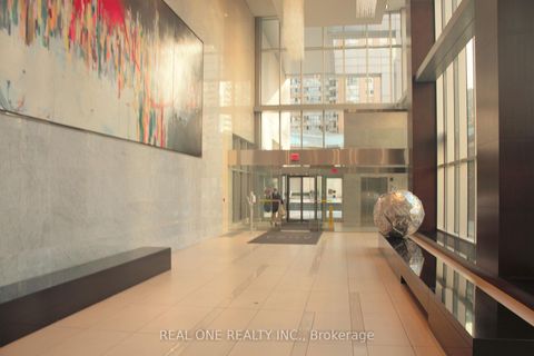 Photo 4 at 4010 - 386 Yonge Street, Bay Street Corridor, Toronto