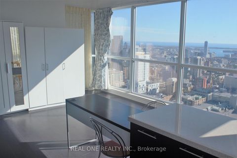 Photo 12 at 4010 - 386 Yonge Street, Bay Street Corridor, Toronto