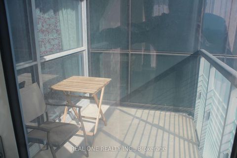 Photo 13 at 4010 - 386 Yonge Street, Bay Street Corridor, Toronto