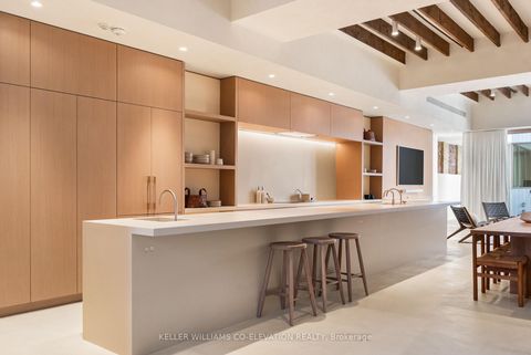 Photo 4 at 722 Lansdowne Avenue, Junction, Toronto