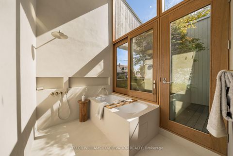 Photo 41 at 722 Lansdowne Avenue, Junction, Toronto