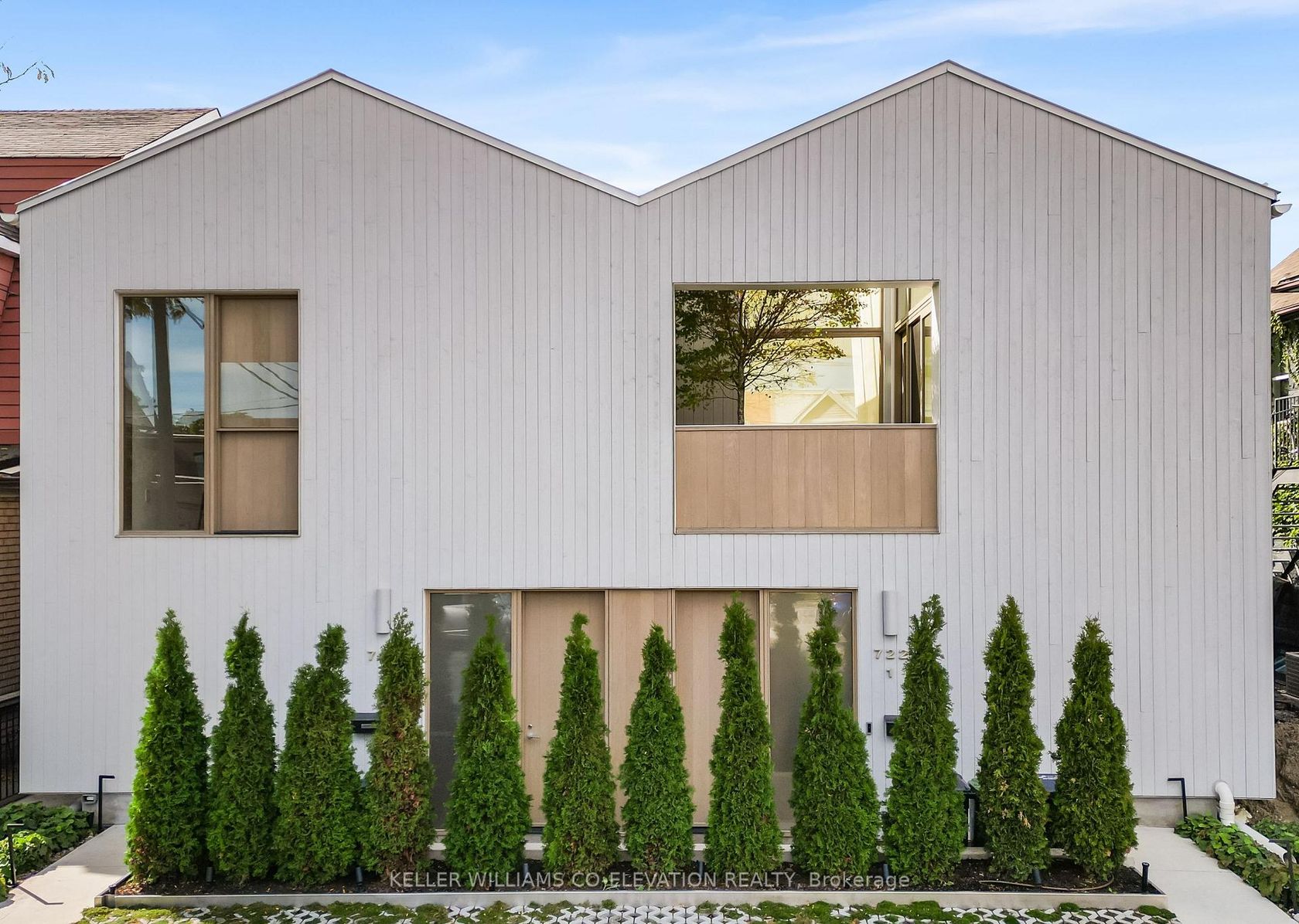 722 Lansdowne Avenue, Junction, Toronto 