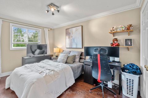 Photo 30 at 85 Laurier Avenue, Oak Ridges, Richmond Hill