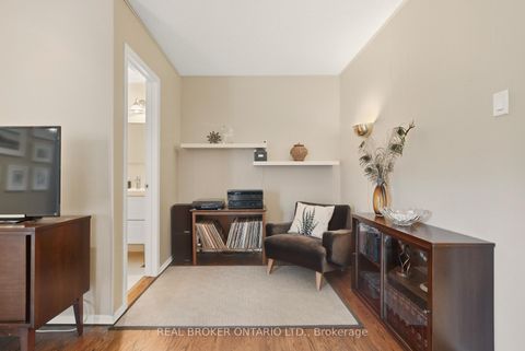 Photo 6 at 33 Porter Crescent, Grove East, Barrie