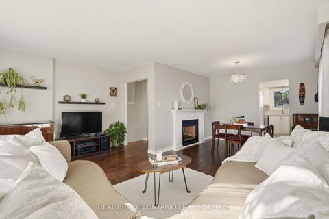 Photo 9 at 33 Porter Crescent, Grove East, Barrie