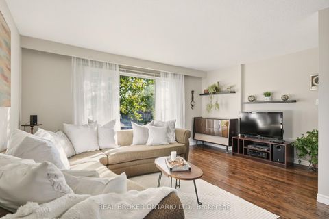 Photo 10 at 33 Porter Crescent, Grove East, Barrie