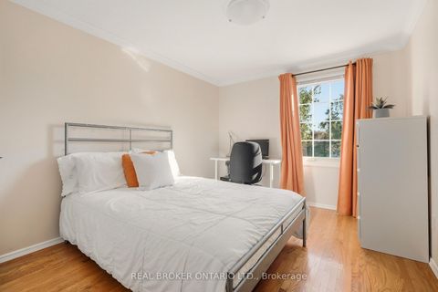 Photo 23 at 33 Porter Crescent, Grove East, Barrie