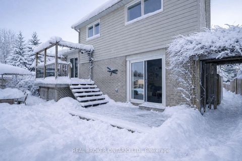 Photo 33 at 33 Porter Crescent, Grove East, Barrie