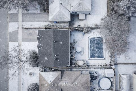 Photo 35 at 33 Porter Crescent, Grove East, Barrie