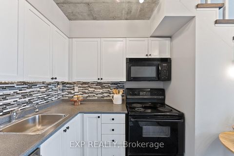 Photo 9 at 401 - 1029 King Street W, Niagara, Toronto