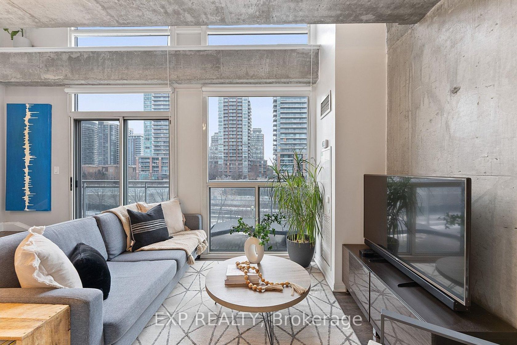 401 - 1029 King Street W, Niagara, Toronto 