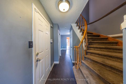 Photo 2 at 200 Adele Crescent, McLaughlin, Oshawa