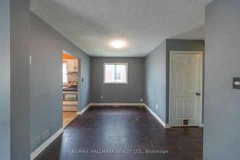 Photo 9 at 200 Adele Crescent, McLaughlin, Oshawa