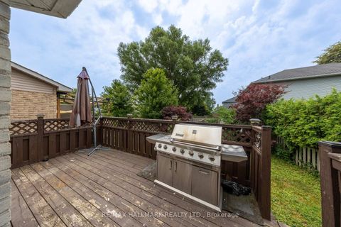 Photo 13 at 200 Adele Crescent, McLaughlin, Oshawa