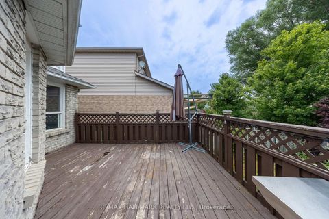 Photo 14 at 200 Adele Crescent, McLaughlin, Oshawa