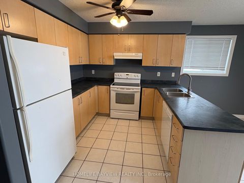 Photo 7 at 4 Quinlan Road, Georgian Drive, Barrie