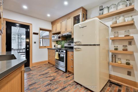 Photo 11 at 224 Rosethorn Avenue, Eglinton West, Toronto